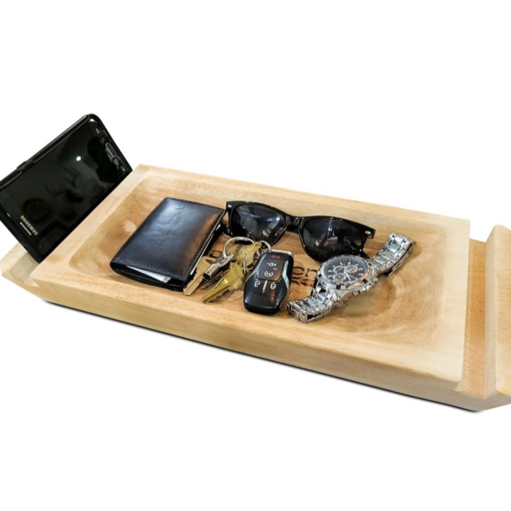 𝐇𝐚𝐧𝐝𝐦𝐚𝐝𝐞 Crafted solid Paulownia Wood Tray 16.5"L x 7.5"W x 2.4"H inches NWT